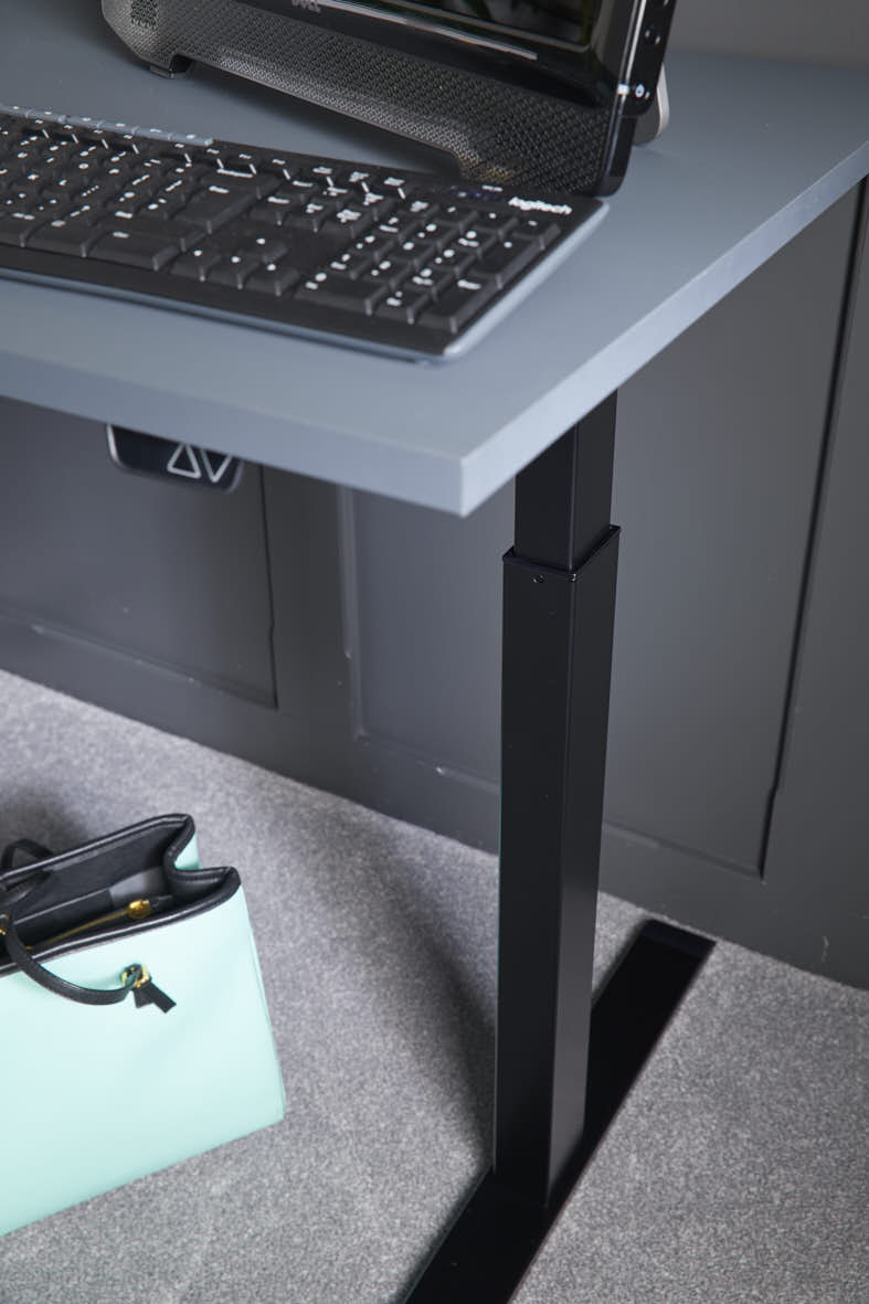 Hettich Electronic Height Adjustable Desks